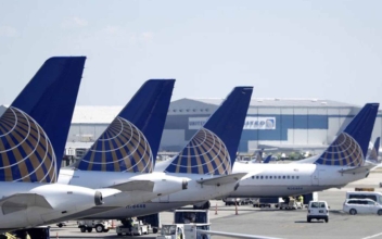 United Airlines Places Biggest Ever Jet Order in Push for Growth