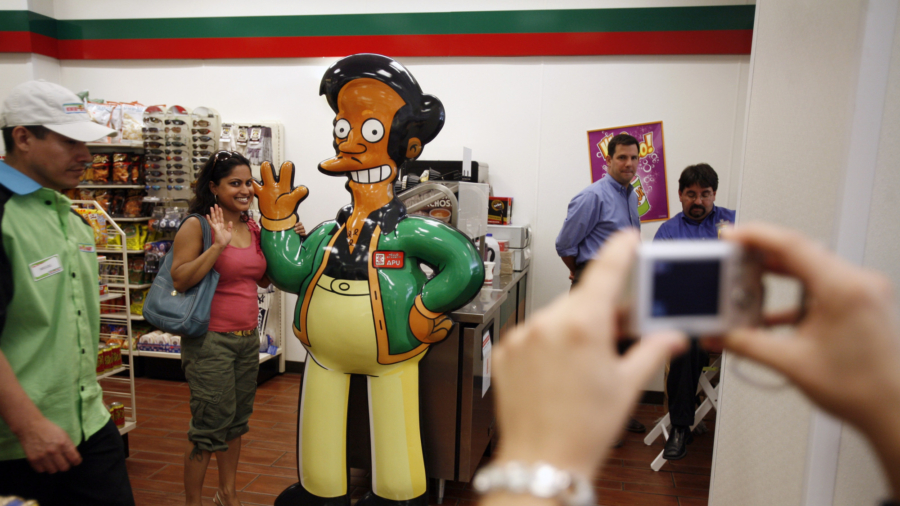 Hank Azaria to Quit Voicing Apu on ‘The Simpsons’: Report