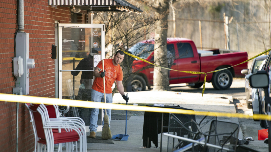 Coroner: 2 Dead, 7 Injured in South Carolina Bar Shooting