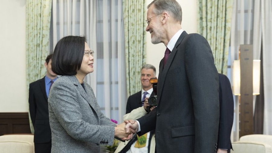 Taiwan’s Leader Meets With US Official After Election Win
