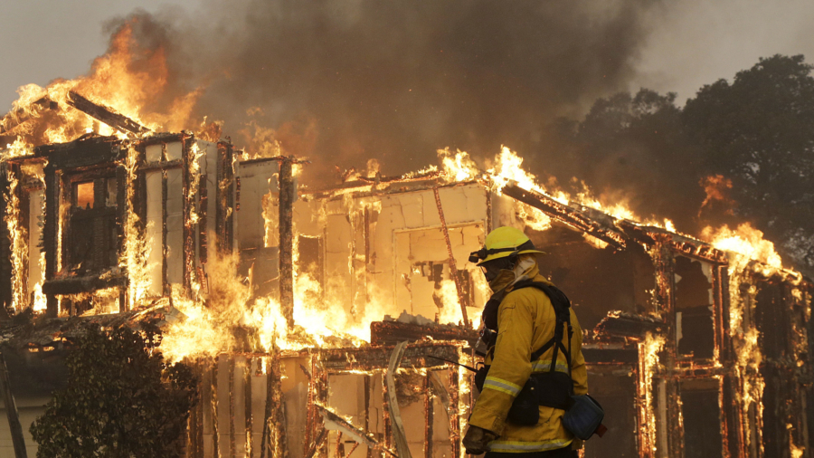 Regulators Boost PG&E’s Wildfire Fine to $2.1 Billion