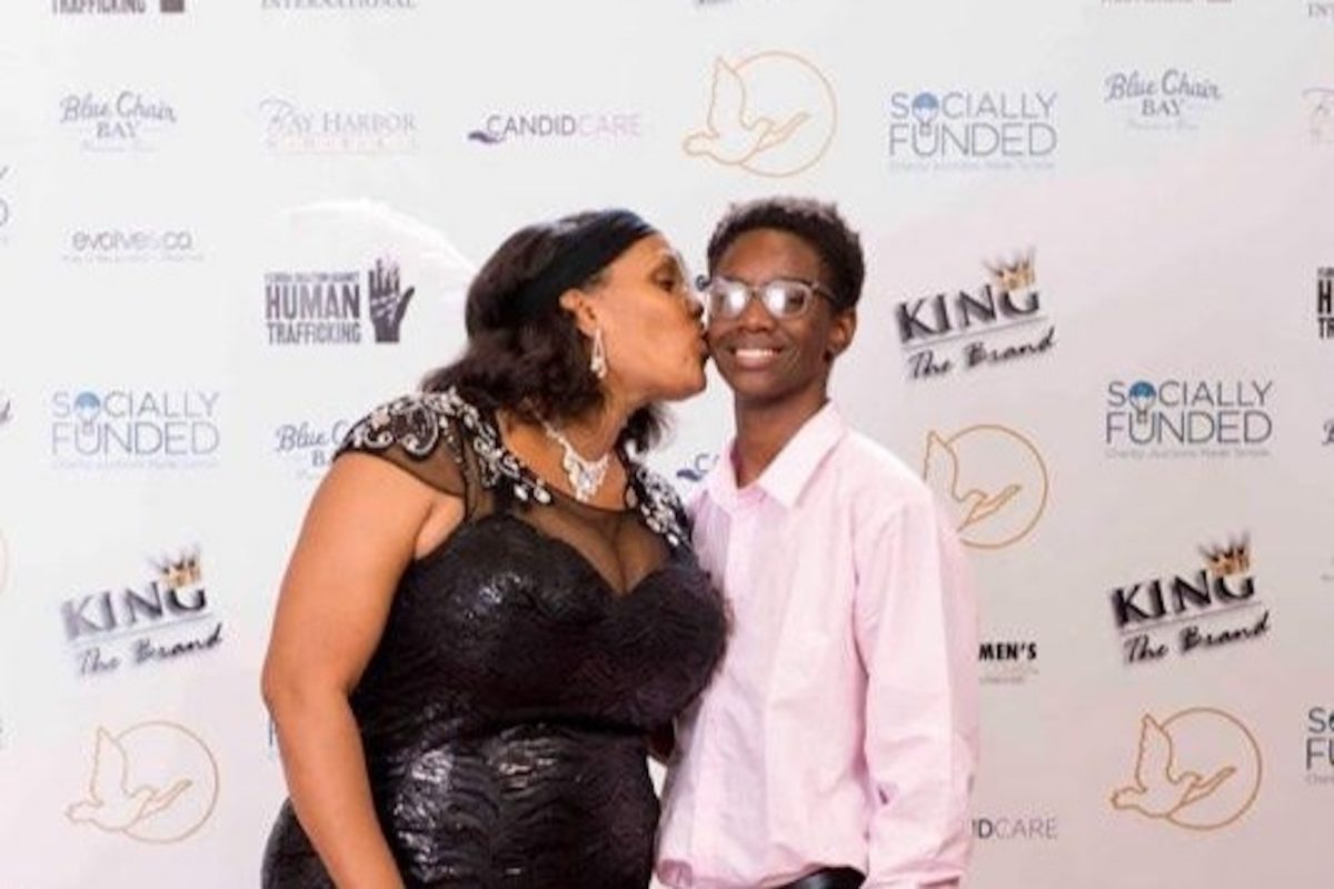 Ivan Johnson, 17, poses for a picture together with his mother. (GoFundMe)