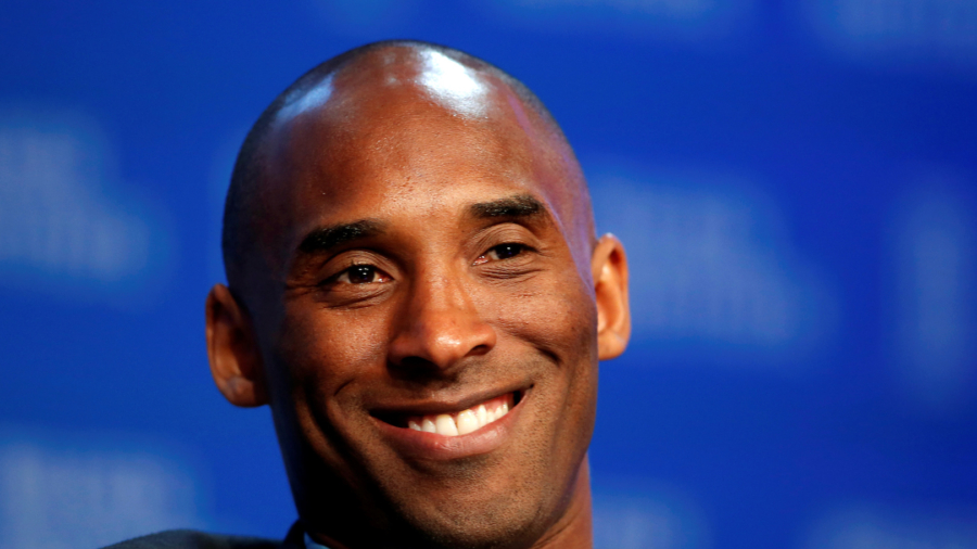 Pilot in Crash That Killed Kobe Bryant Violated Weather-Related Flight Rules in 2015, FAA Records Indicate