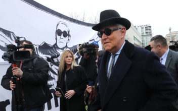 Roger Stone Says He Didn’t Trade Silence for Clemency