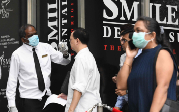 Singapore’s DBS Sends 300 Staff Home After One Contracts Coronavirus