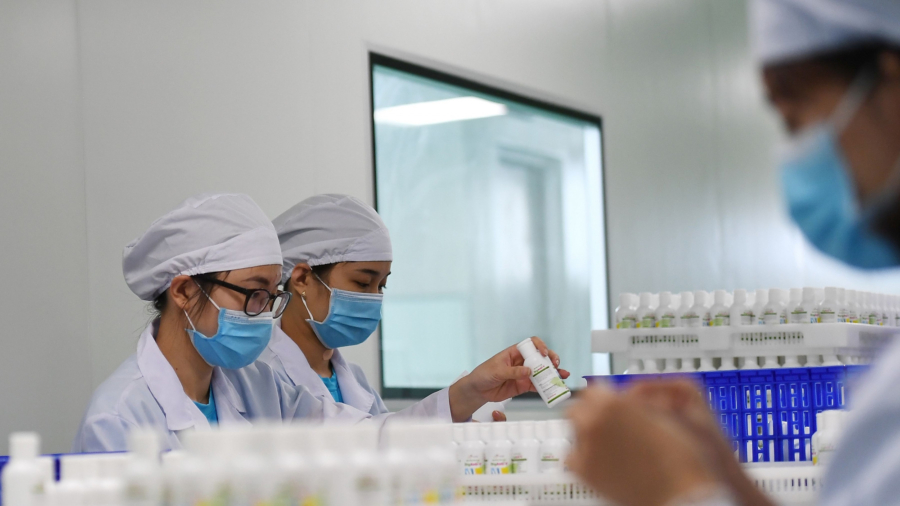 Vietnam Looks to Indian Market to Ease Virus Hit to Farm Exports