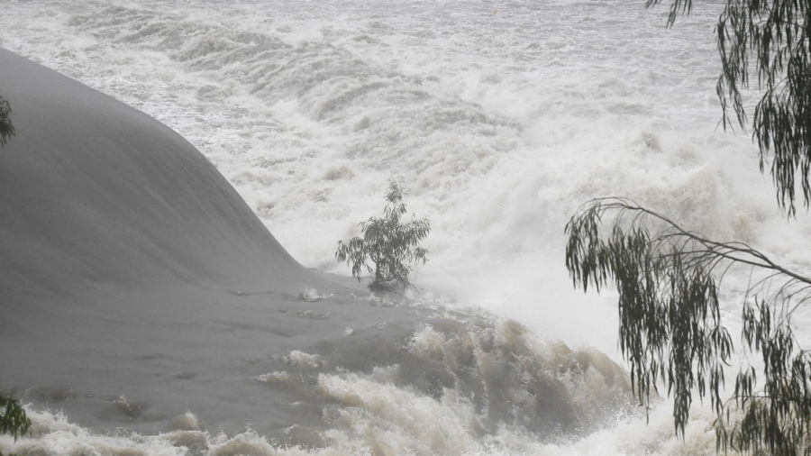 Flood Warnings as QLD Braces for Deluge