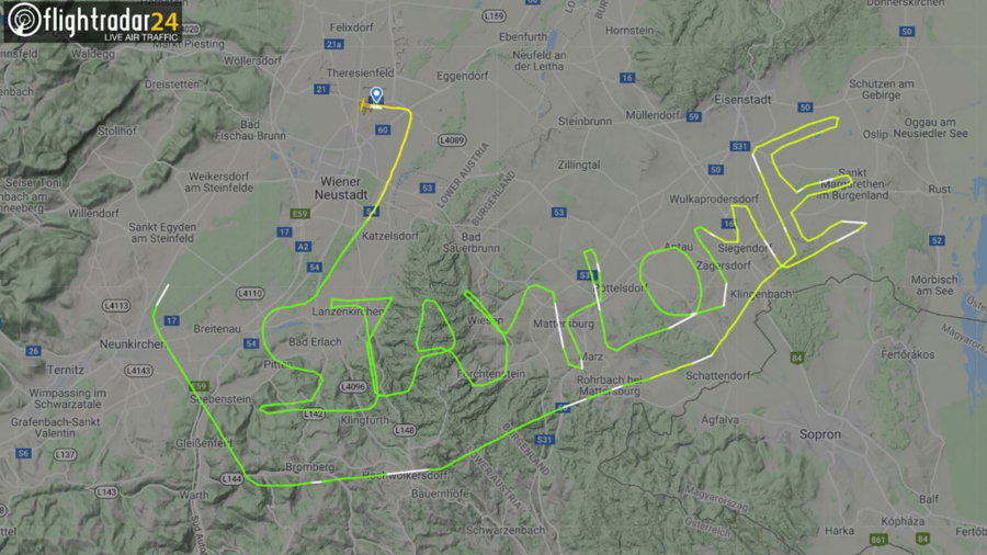A Pilot Wrote a Coronavirus Message in the Sky—’Stay Home’