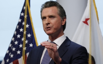 California Governor: 5 Big Banks Suspend Mortgage Payments