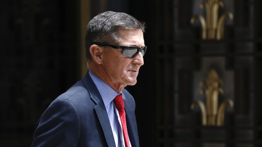Trump ‘Strongly Considering’ Pardon for Former Adviser Gen. Flynn