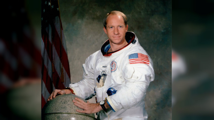 Apollo 15 Astronaut Al Worden, Who Circled Moon, Dies at 88