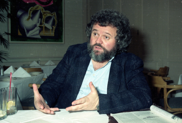 Director of photography Allen Daviau speaking during an interview in Los Angeles, in 1990. (Julie Markes/File/AP Photo)