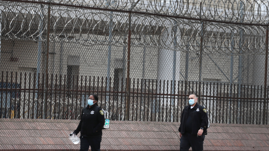 Chicago Jail Reports 450 CCP Virus Cases Among Staff, Inmates