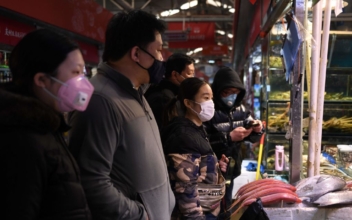 Panic-Buying Erupts Across China, Prompting Food Shortage Concerns