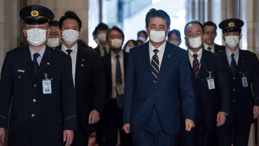 Japan Makes CCP Virus Emergency Nationwide as Abe Plans Cash Payouts for All