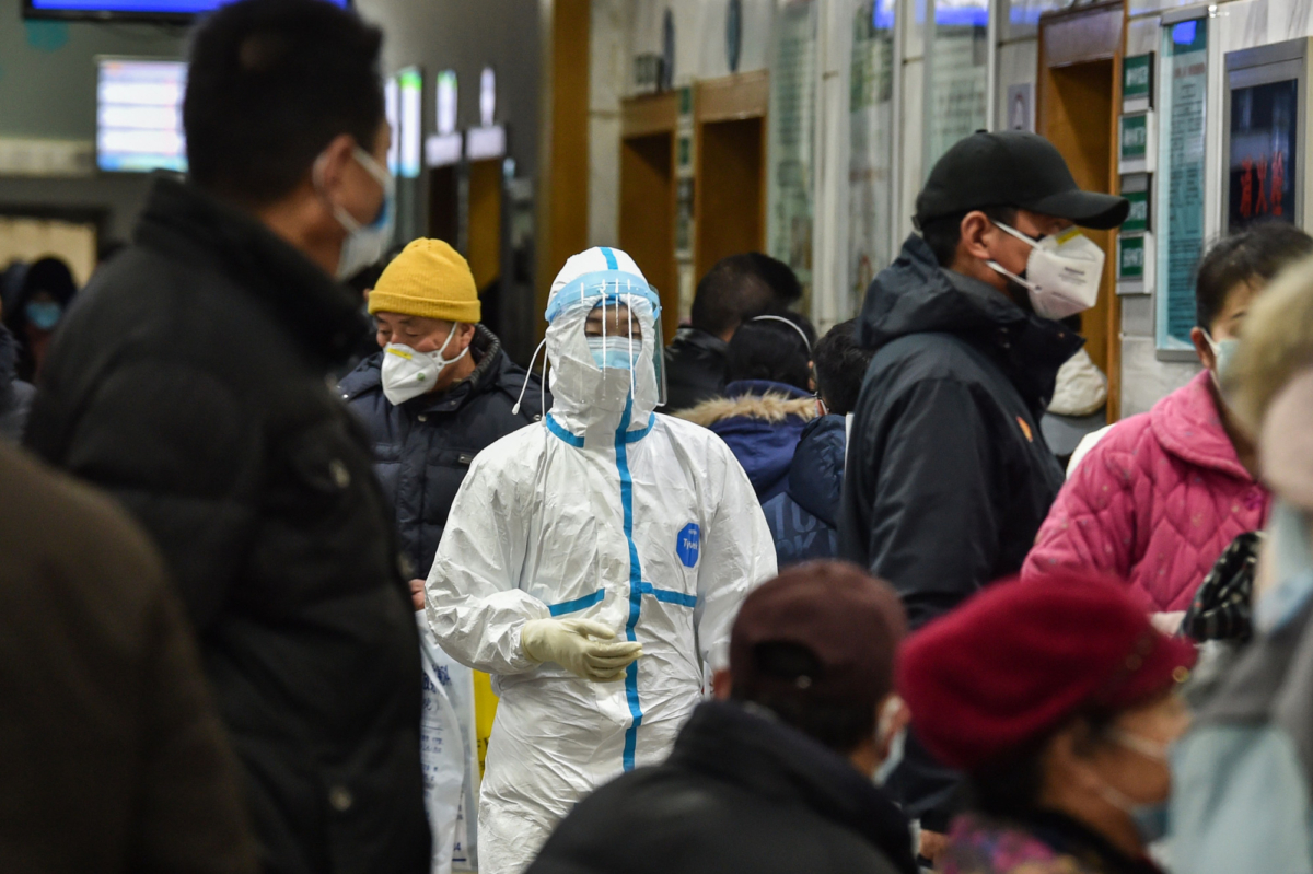 A medical staff member (C) walks at the Wuhan Red Cross Hospital in Wuhan, China on January 24, 2020. (Hector Retamal/AFP via Getty Images)