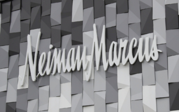 Investors to Challenge Neiman Marcus Bankruptcy Loan, Push for Sale: Sources