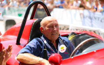 Motorsport Legend Stirling Moss Dies, Aged 90