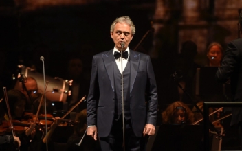 Opera Singer Andrea Bocelli Will Perform Live on Easter From Italy’s Empty Duomo Cathedral