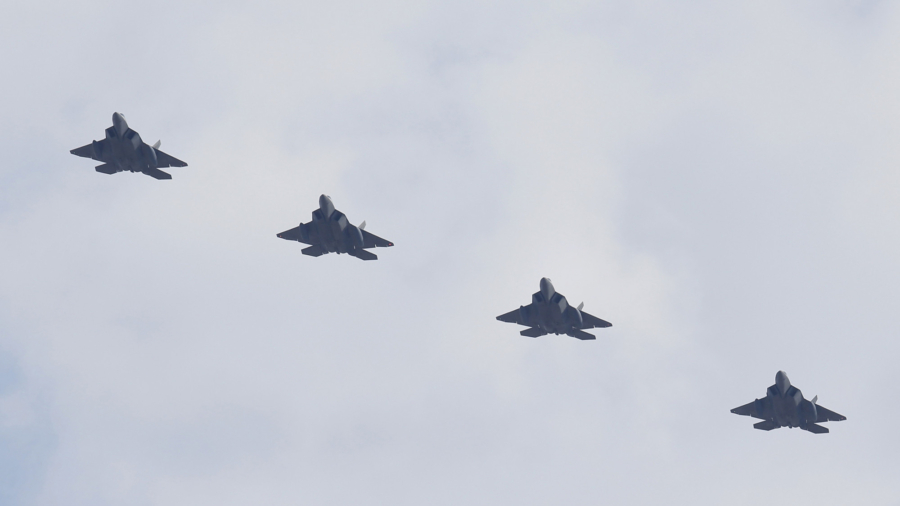 American F-22 Stealth Fighter Jets Intercept Russian Aircraft Near Alaska