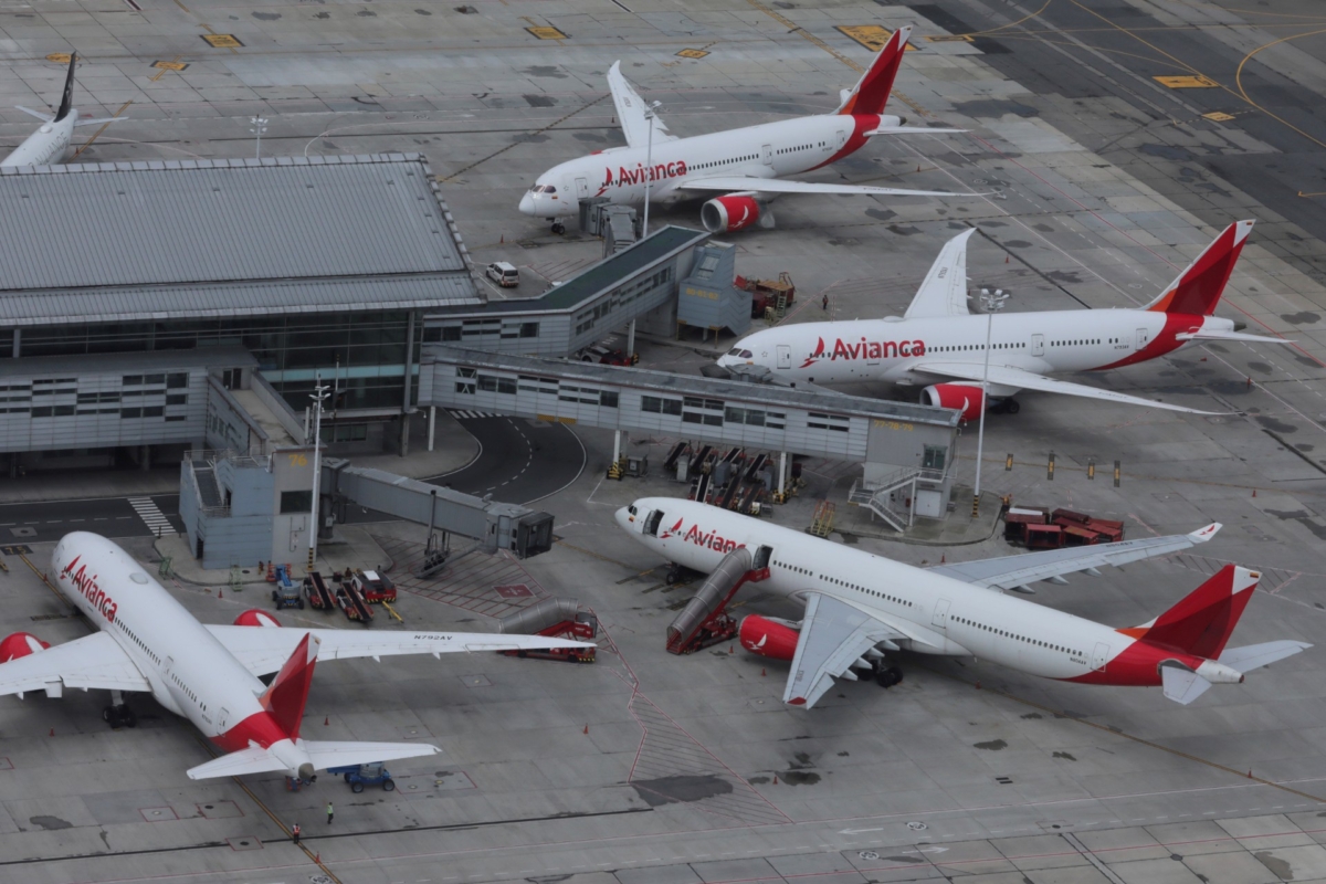 Colombian airline Avianca's planes park at El Dorado International Airport amid the CCP virus outbreak in Bogota, Colombia, on April 7, 2020. (Luisa Gonzalez/Reuters)