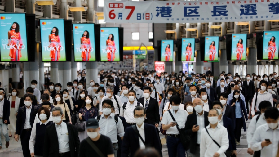 Japanese Face ‘New Normal’ After CCP Virus Emergency Lifted