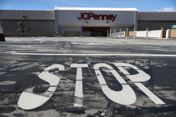 A view of a temporarily closed JCPenney store at The Shops at Tanforan Mall in San Bruno, Calif., on May 15, 2020. (Justin Sullivan/Getty Images)