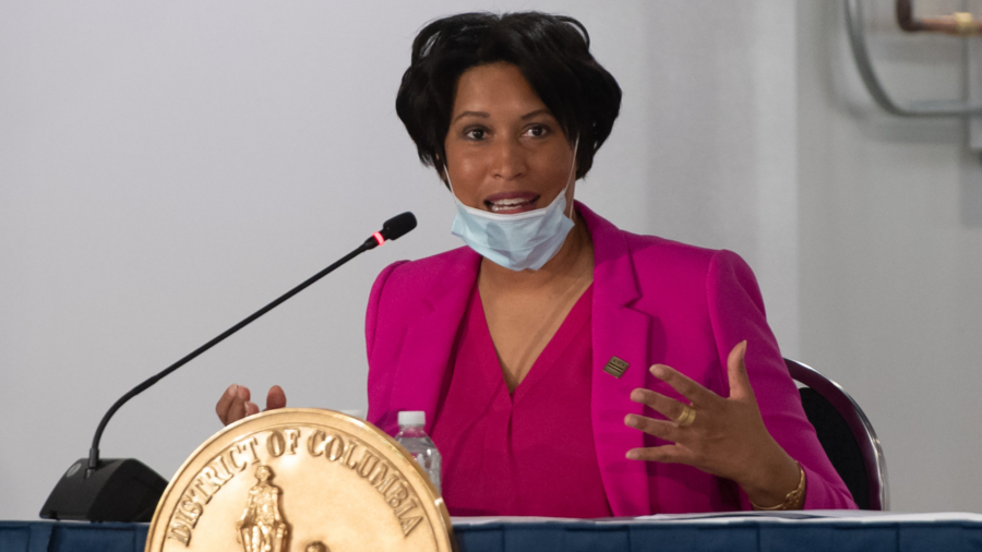 DC Mayor: Anyone Older Than 2 Without a Mask Faces up to $1,000 Fine