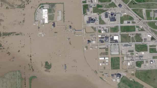 Satellite images show swaths of Midland County, Michigan, are now underwater. (Courtesy Planet Labs Inc)