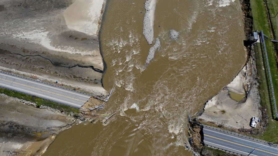 Michigan Residents, Businesses Sue Dam Operator Over Ruinous Flooding