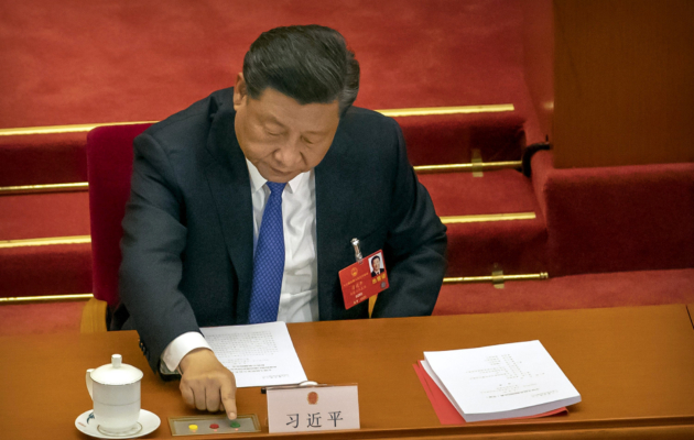 Xi Jinping Lied to by 100 Officials amidst “Dragon Vein” Fights; China Threatens To Ban iPhone