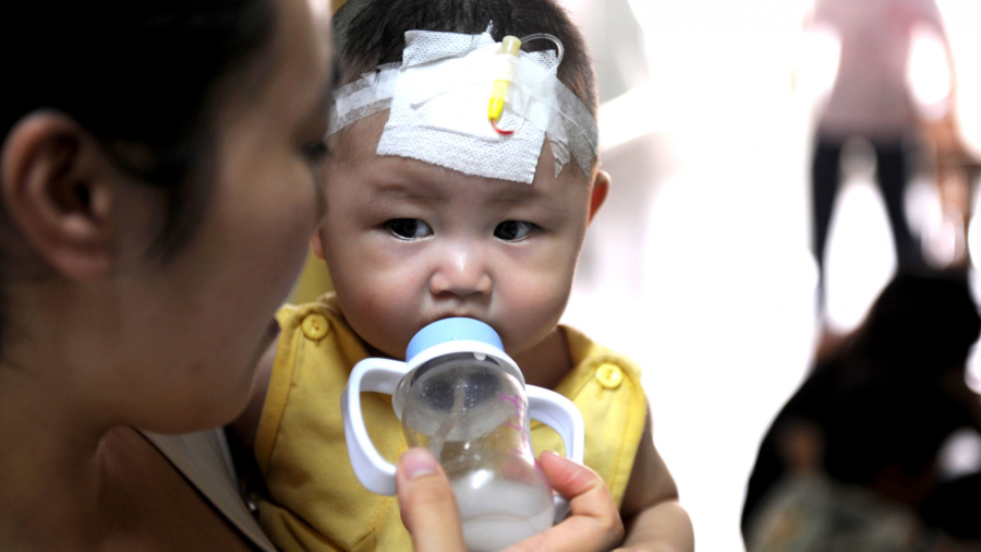 China in Focus (May 16): Babies Fall Sick as More Fake Formula Hits Shelves