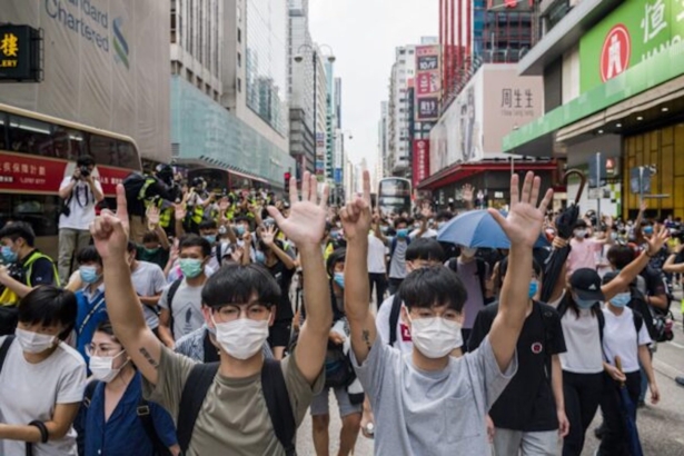 Hong Kong protesters rally against China's national security law at Mongkok district in Hong Kong, China, on May 27, 2020. (Billy H.C. Kwok/Getty Images)