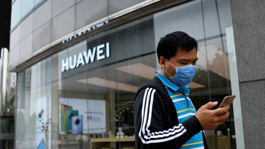US Imposes Visa Curbs on Staff at Huawei, Chinese Tech Firms That Aid Human Rights Abuses