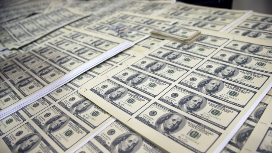 US Customs Seize Counterfeit Money Originating from China