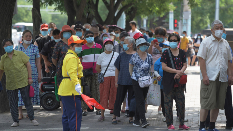 New CCP Virus Outbreak in Northeastern Chinese City Prompts Panic