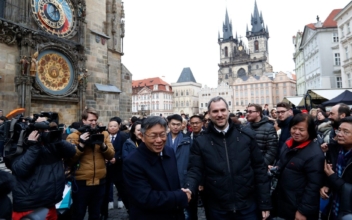 Czech Senate Speaker Plans to Visit Taiwan, Angering China