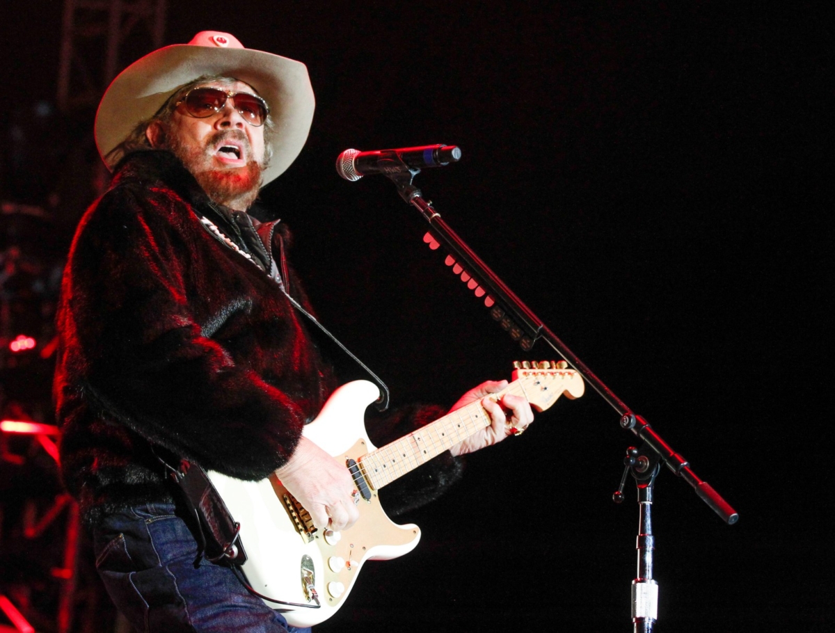 hank williams jr performing