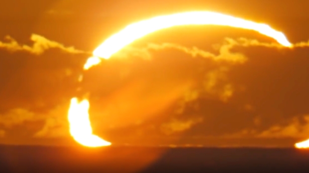 NASA reveals how the most impressive “ring of fire” annular solar eclipse of the decade will look like. Picture taken in Western Australia in May 2013. (Youtube/Astronomy Picture of the Day)