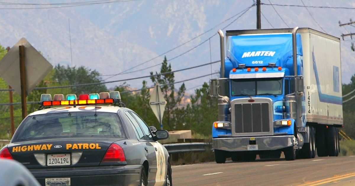 Defunding of Police Could Lead to Truckers Refusing to Deliver | NTD