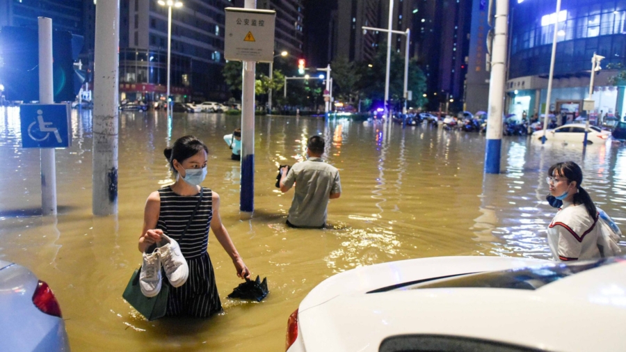 Flooding Worsens in China as Discharged Waters From Three Gorges Dam Inundate Cities