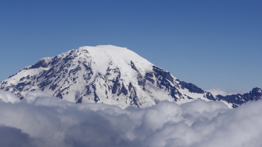 Body of One of 3 Missing Men Found on Mount Rainier