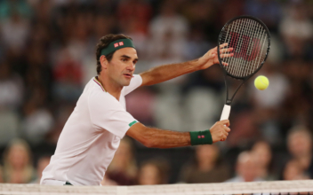 Federer out for Rest of 2020 Season After Second Knee Surgery