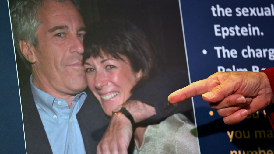 Jeffrey Epstein Told Ex-Girlfriend She’d Done ‘Nothing Wrong,’ Unsealed Documents Show