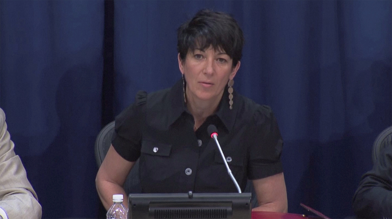 Federal Prosecutors Ordered to Identify Ghislaine Maxwell’s Co-Conspirators