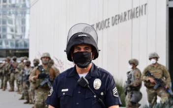 US Law Enforcement Struggles to Recruit