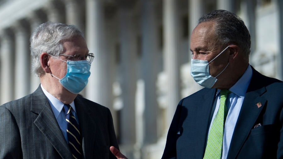 Schumer, McConnell Suggest No Deal in Sight Over Pandemic Relief