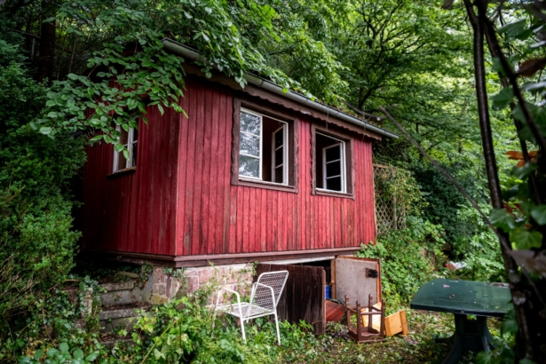 The hut in which fugitive Yves Rausch sought shelter stands on the town outskirts in Oppenau, Germany, on July 17, 2020. (Alexander Scheuber/Getty Images)
