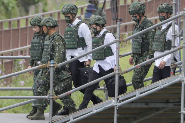 Taiwan President Tsai Ing-wen leaves the annual Han Kuang military drill in, Taichung, Taiwan, on July 16, 2020. (Ann Wang/Reuters)