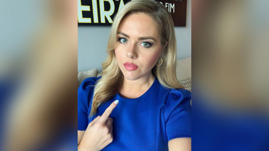 TV Reporter Treated for Cancer After Viewer Noticed a Suspicious Lump on Her Neck